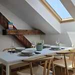 Funky Stylish Penthouse Любляна