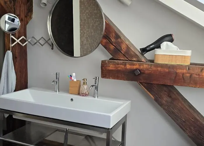 Funky Stylish Penthouse Апартаменты