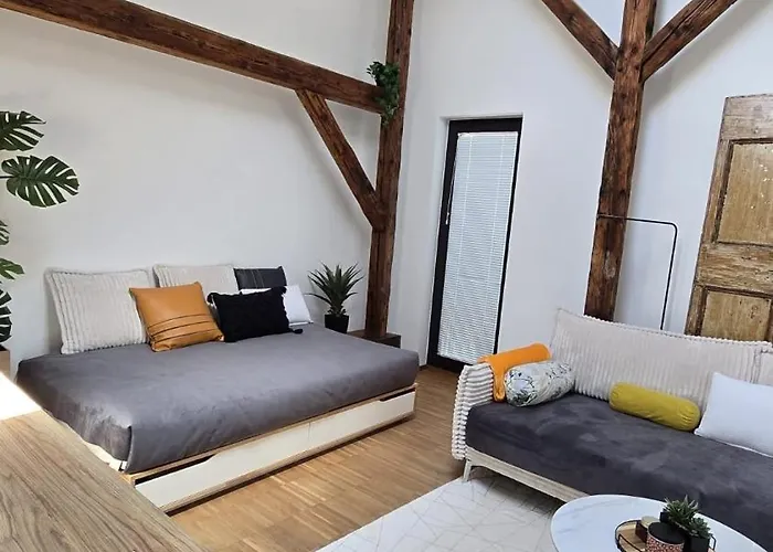 Апартаменты Funky Stylish Penthouse *