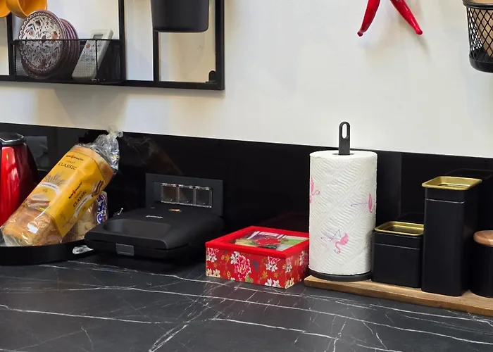 Funky Stylish Penthouse Апартаменты *